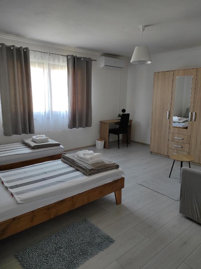 Apartman Domi 슬루니 외부 사진