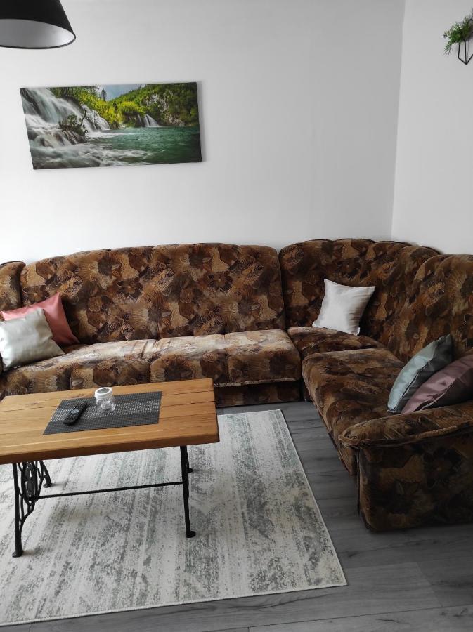 Apartman Domi 슬루니 외부 사진